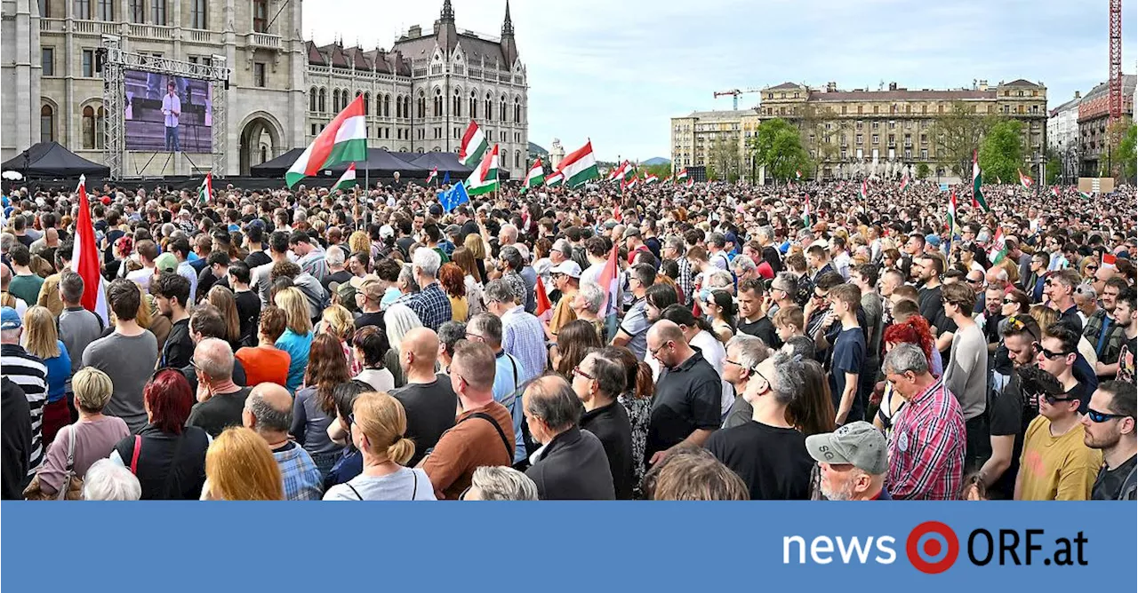 Ungarn: Erneut Zehntausende bei Demo gegen Orban