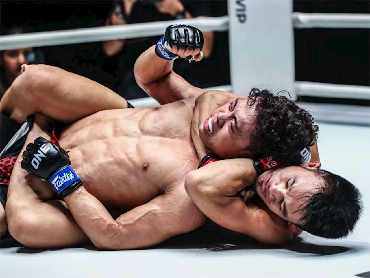 Filipino MMA Fighter Jeremy Pacatiw Submits Chinese Opponent at ONE Fight Night 21