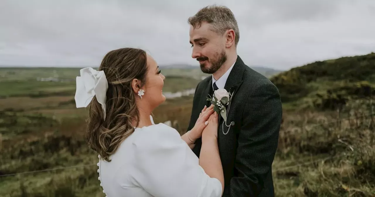 Couple has unique 'mash potato' bar at their wedding