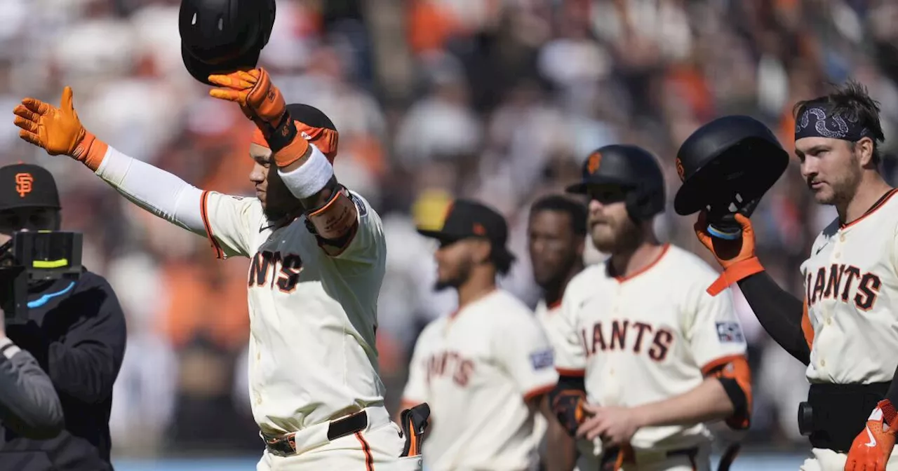 Estrada conecta doble del triunfo de Gigantes, 3-2 ante Padres