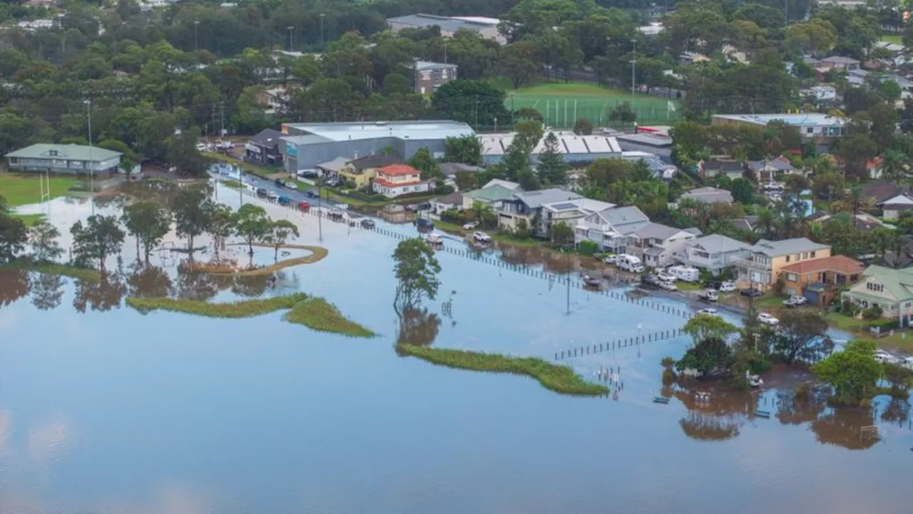 Umwetter: Extremregen setzt Wohnviertel in Sydney unter Wasser