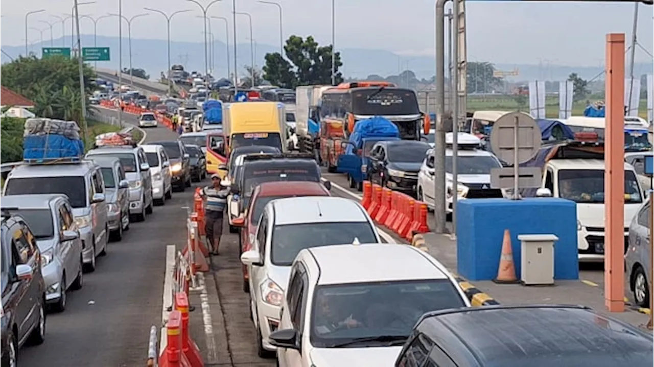 Kemacetan Parah di Tol Pejagan