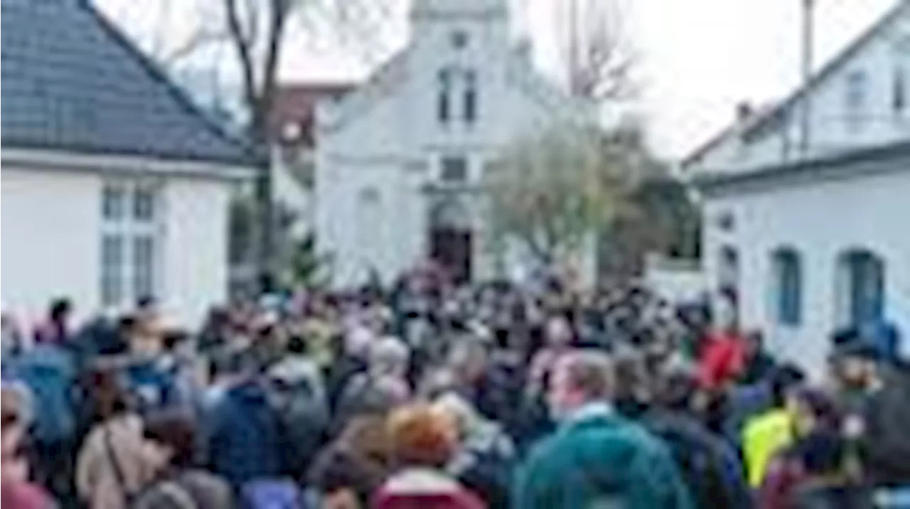 Entsetzen nach Anschlag auf Synagoge - Polizei: Täter flüchtig