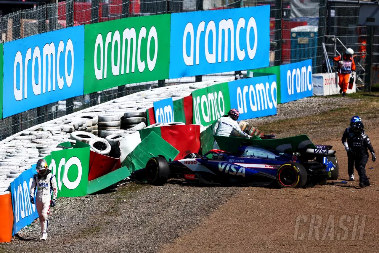 Japanese Grand Prix red-flagged after first lap Daniel Ricciardo-Alex Albon crash