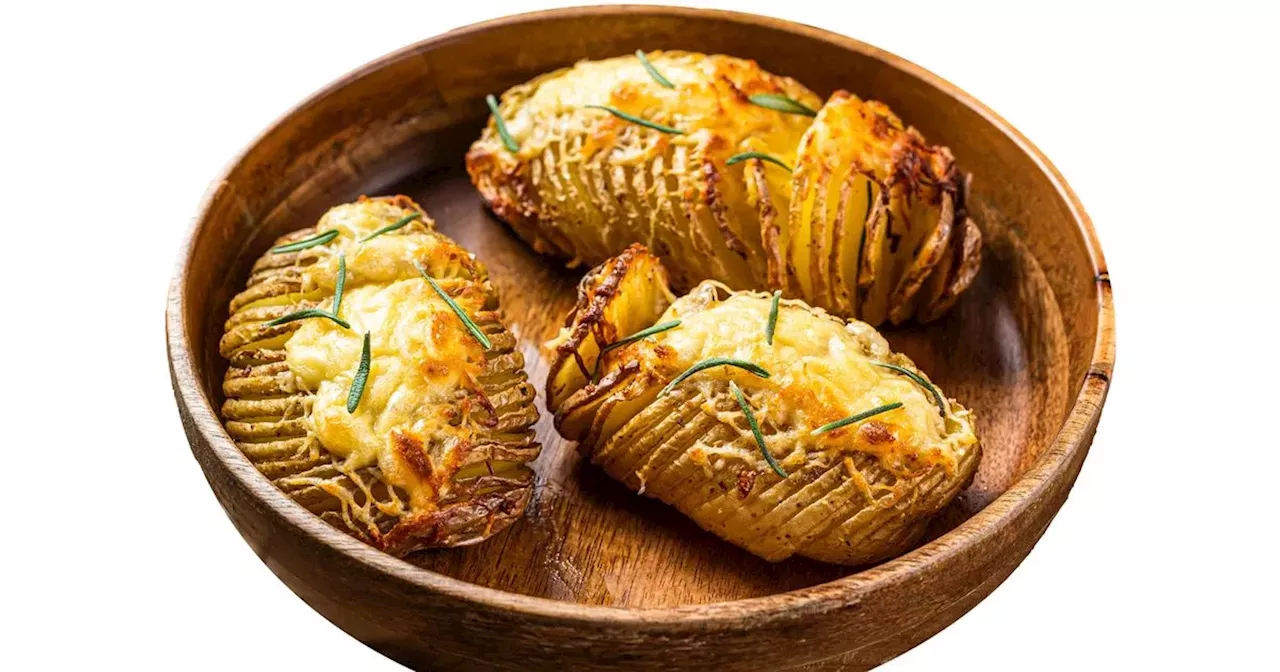 Woman shares a tasty yet simple recipe for cheesy hasselback potatoes