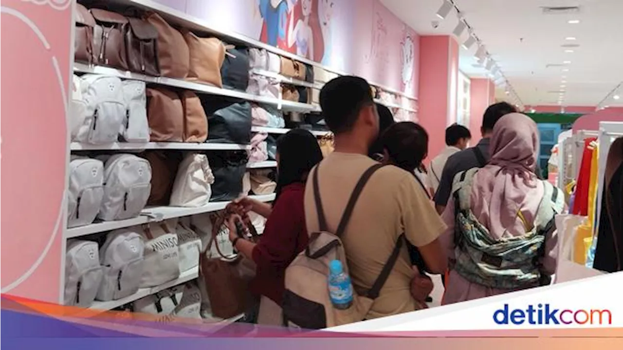 Transmart dan Miniso Menghadirkan Gerai Baru dengan Nuansa Pink di Mall Kota Kasablanka