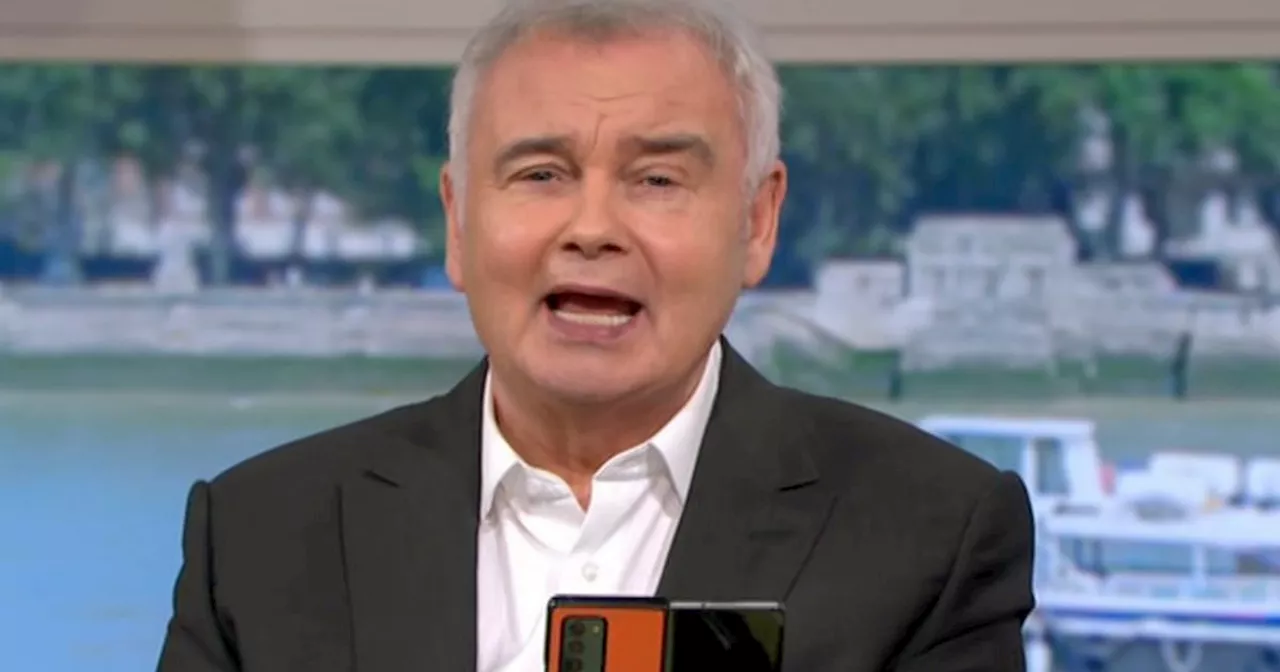 Eamonn Holmes looks unrecognisable as fans taken aback by picture