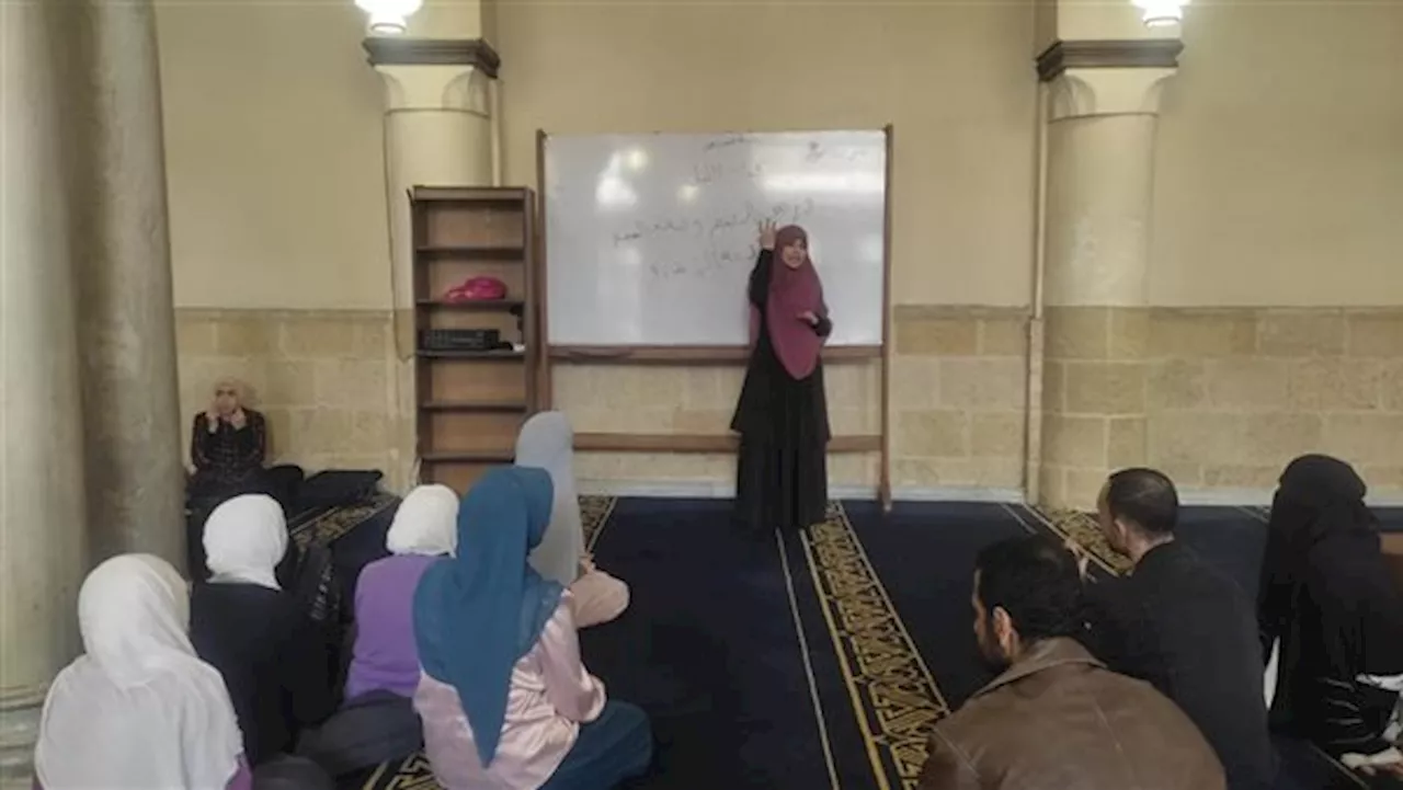 بلغة الإشارة.. الجامع الأزهر يوضح كيفية ختام شهر رمضان واستقبال العيد