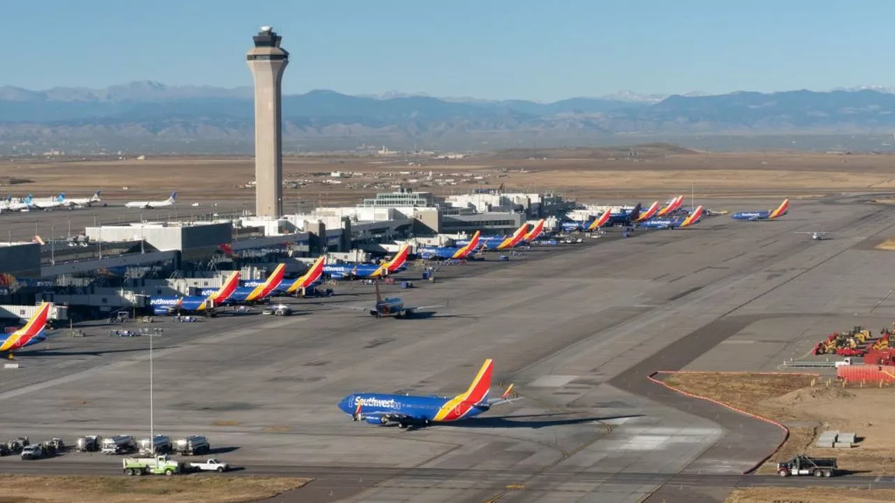 Southwest flight returns to Denver after engine cowling falls off during takeoff