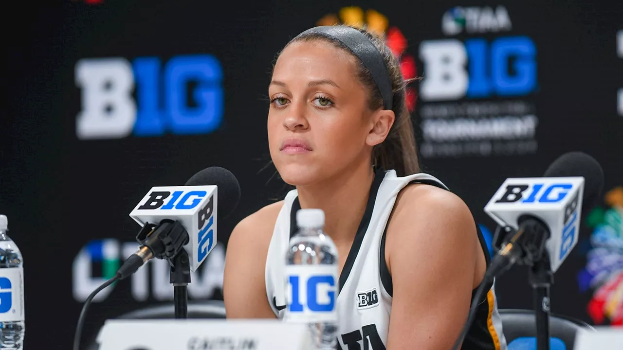 Controversial Call Leads to Gabbie Marshall Deleting Social Media After Iowa's Final Four Win