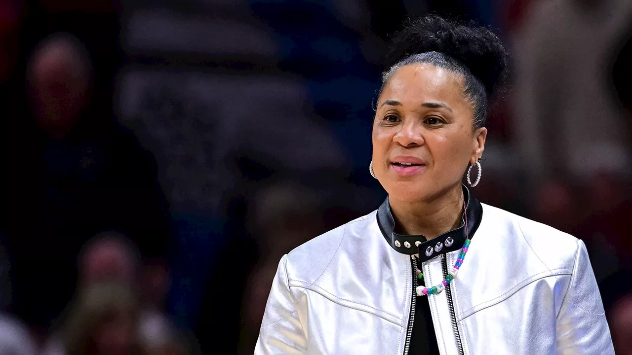 Dawn Staley immediately praises God after South Carolina wins national championship