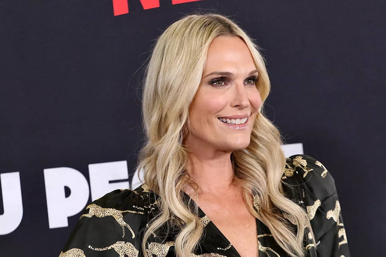 Molly Sims Opens Up About Her 'Stressful' Modeling Days and Difficult Relationship with Food