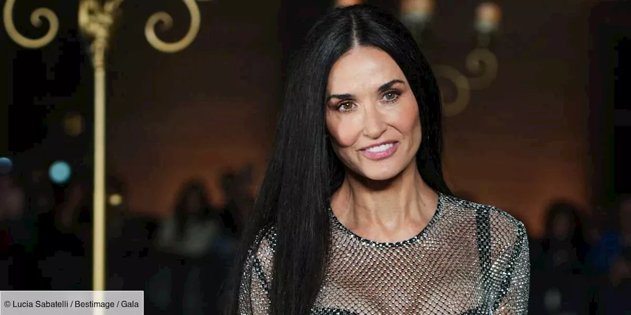 À 61 ans, Demi Moore dévoile sa silhouette de rêve dans une longue robe transparente