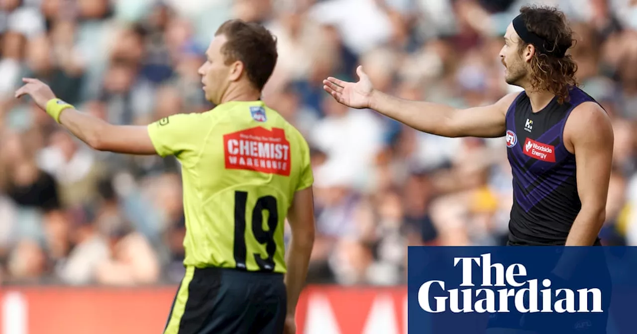 Controversial Carlton-Fremantle Clash