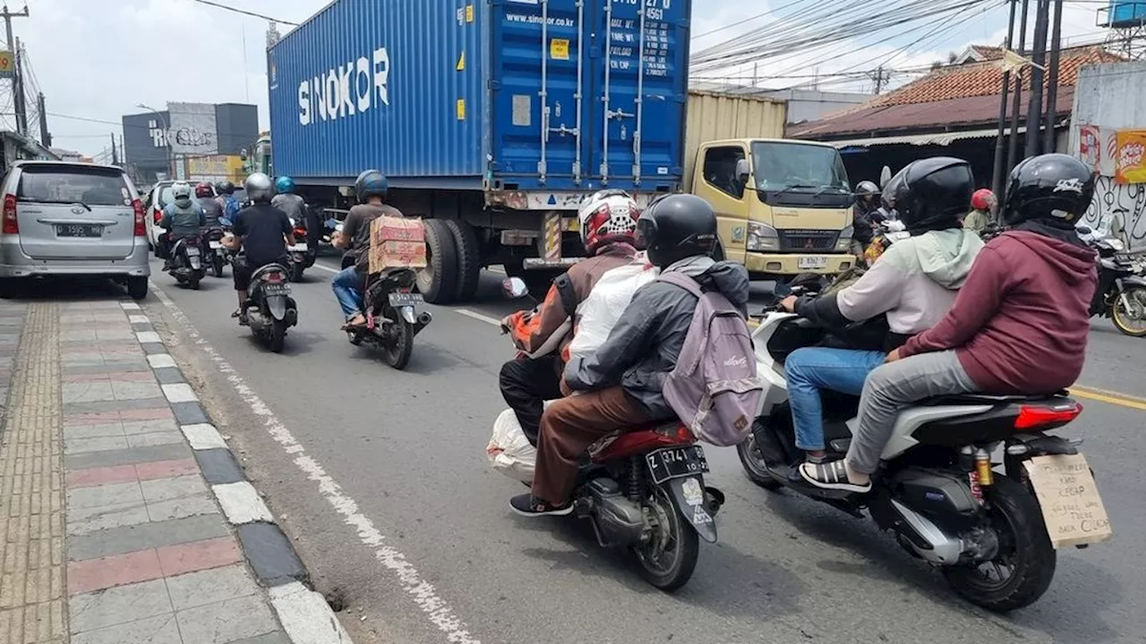 Kepadatan Lalu Lintas di Jalur Nagreg Meningkat menjelang Lebaran