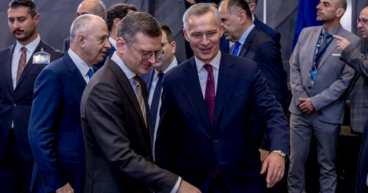 NATO Plans €90bn Military Aid Programme for Ukraine