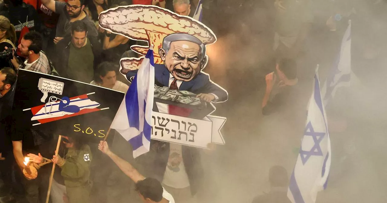 Protesters scuffle with police during Tel Aviv rally