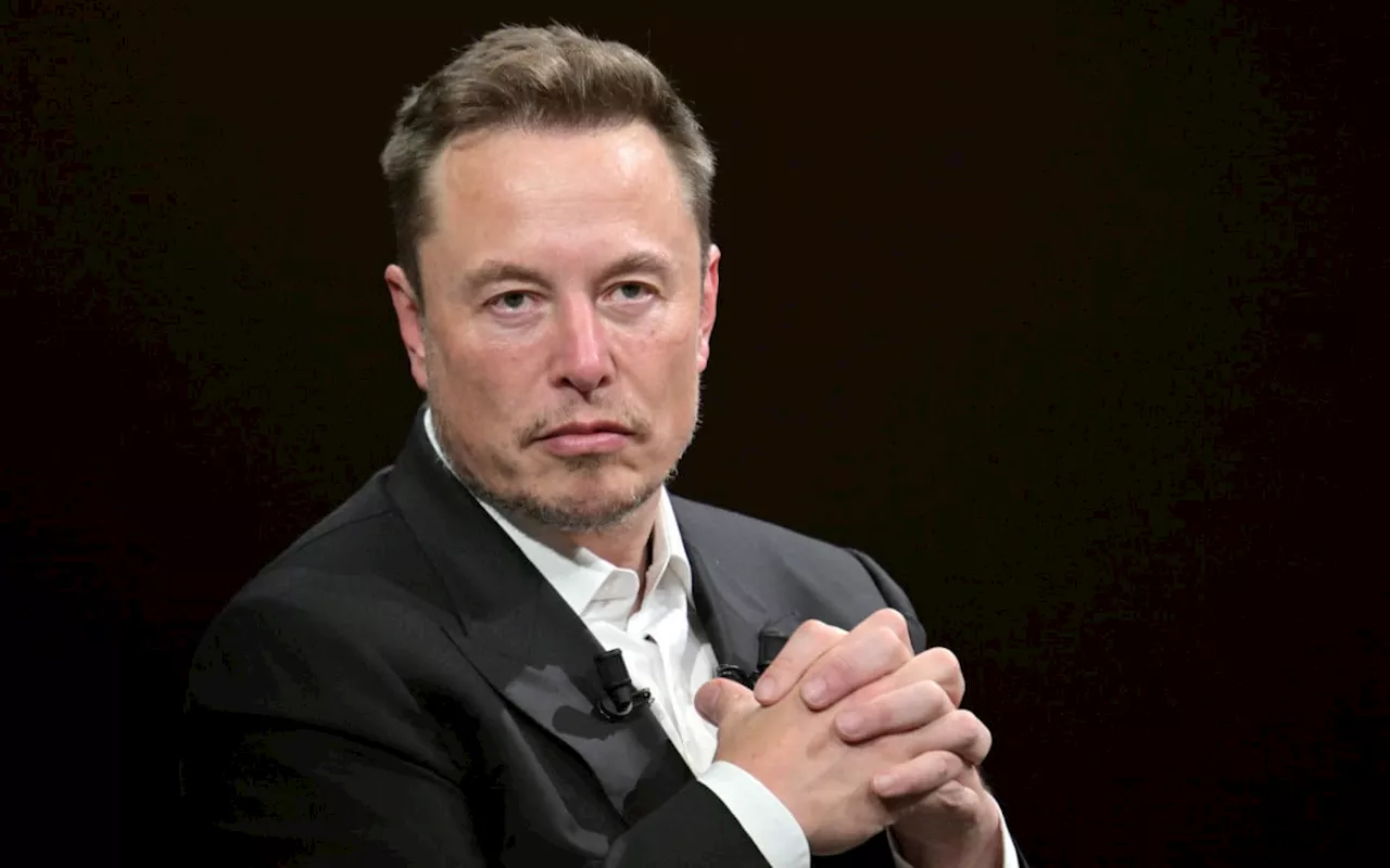 Elon Musk diz que Moraes deve 'renunciar ou sofrer um impeachment por trair a Constituição'