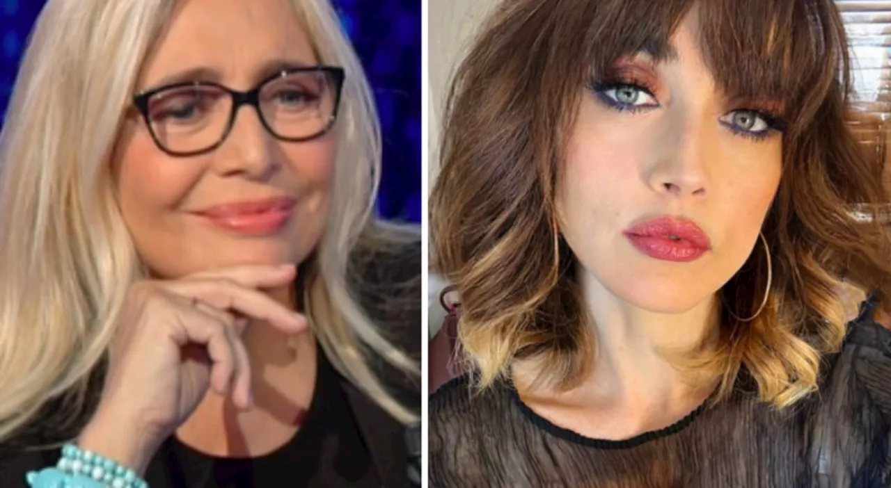 Chiara Francini a Domenica In, siparietto con Mara Venier: «Ma ci sei o ci fai?». Cosa è successo