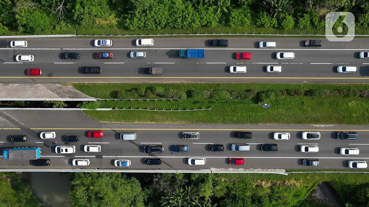 Arus Mudik Masih Ramai, Polri Lanjutkan One Way Tol Trans Jawa hingga Senin Malam