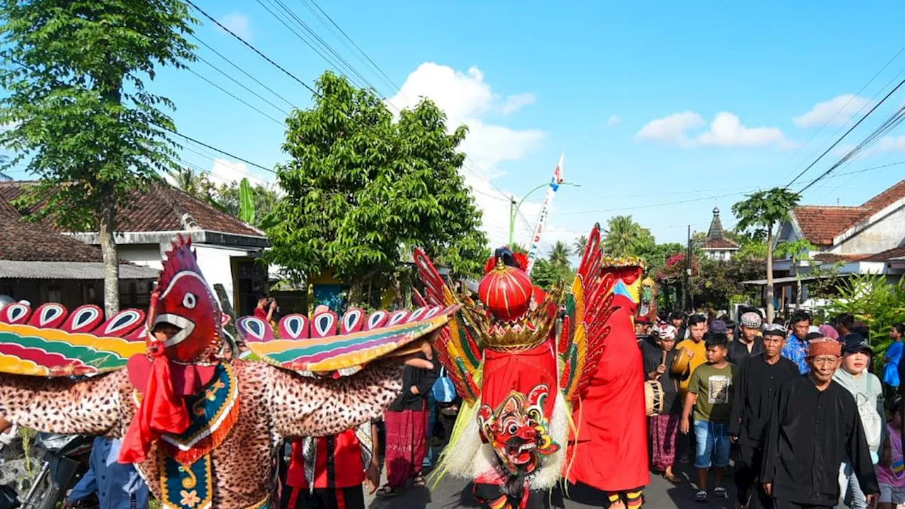 Berbagai Atraksi Seni Budaya Ramaikan Libur Lebaran di Banyuwangi