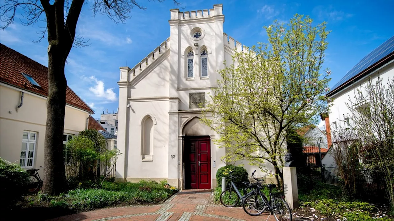 Brandanschlag auf Synagoge - Suche nach Tätern geht weiter