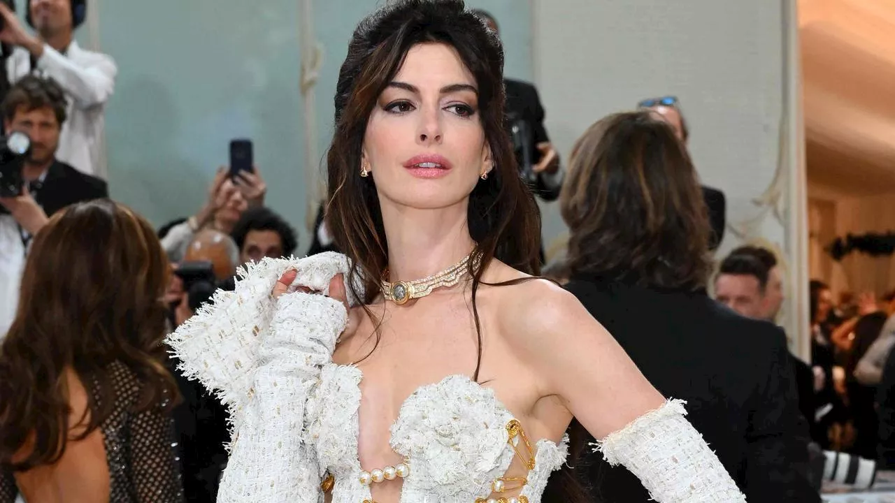 Anne Hathaway blasts ageism: ‘I want to exist’