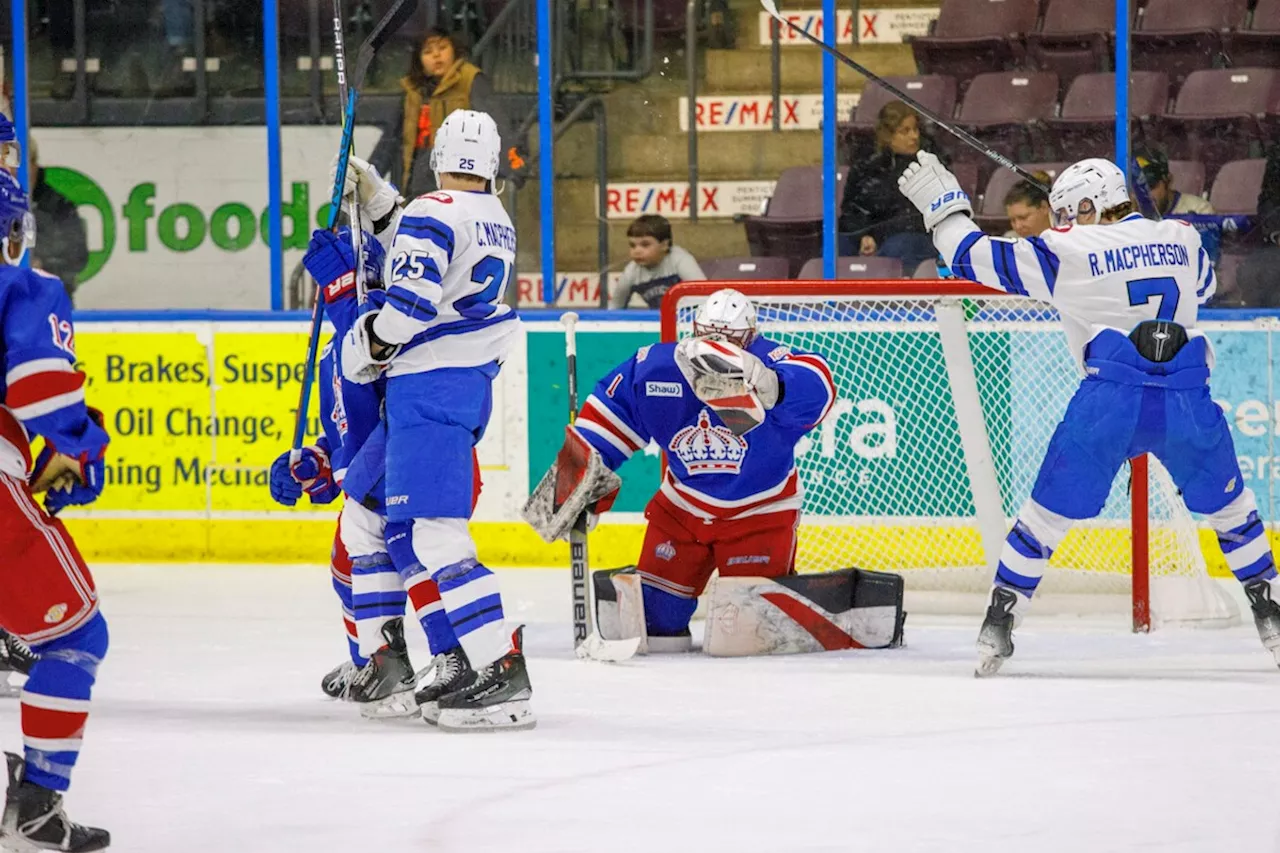 Late penalty proves costly to Spruce Kings in Penticton