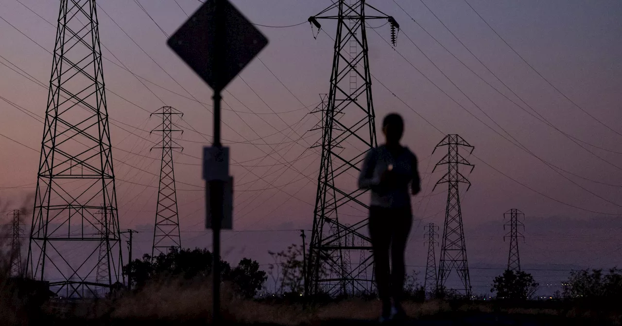 U.S. Electric Grids Prepare for Decline in Solar Generation During Solar Eclipse