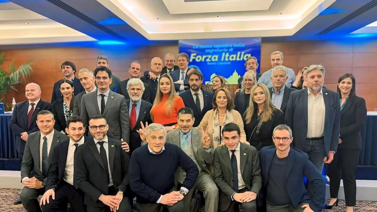 Forza Italia presenta la giunta ombra: 22 assessori per "incalzare l'amministrazione Gualtieri"