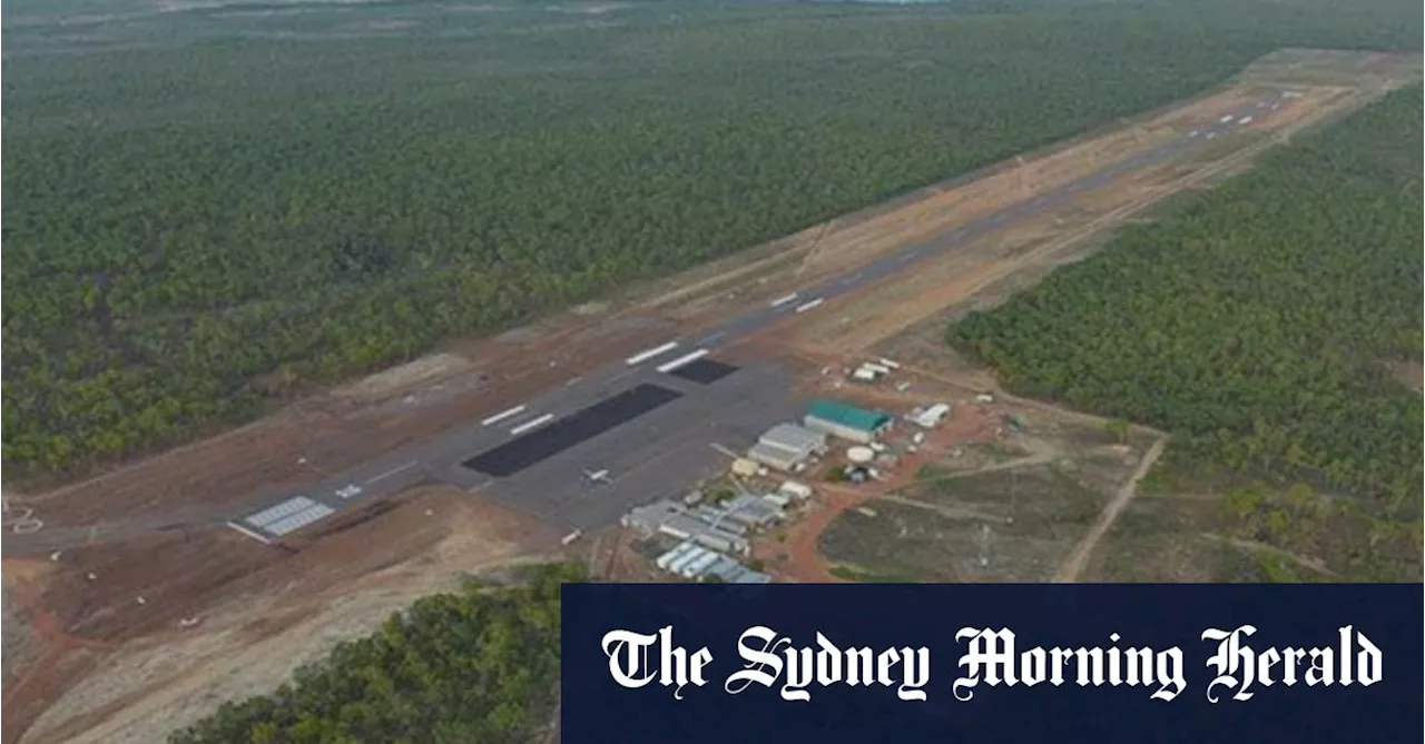 Arrival from ‘unknown vessel’ located in remote WA as Albanese, Patterson trade blows on border protection