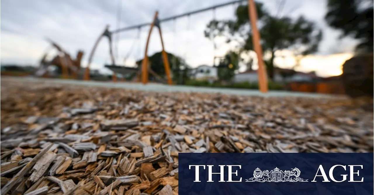 Another suburban park tested for asbestos as experts call for mulch crackdown