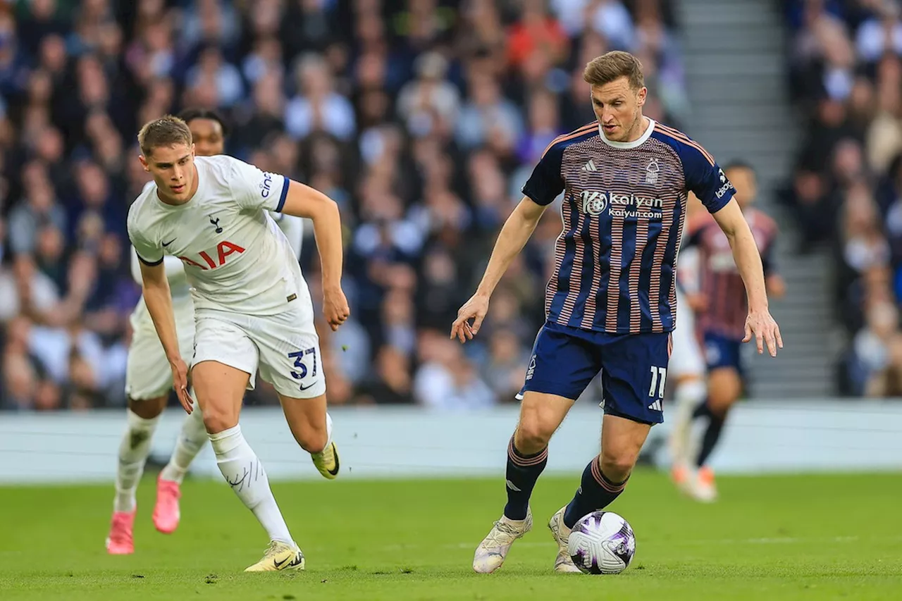 Micky van de Ven scoort een van de hardste schoten van het seizoen tegen Nottingham Forest