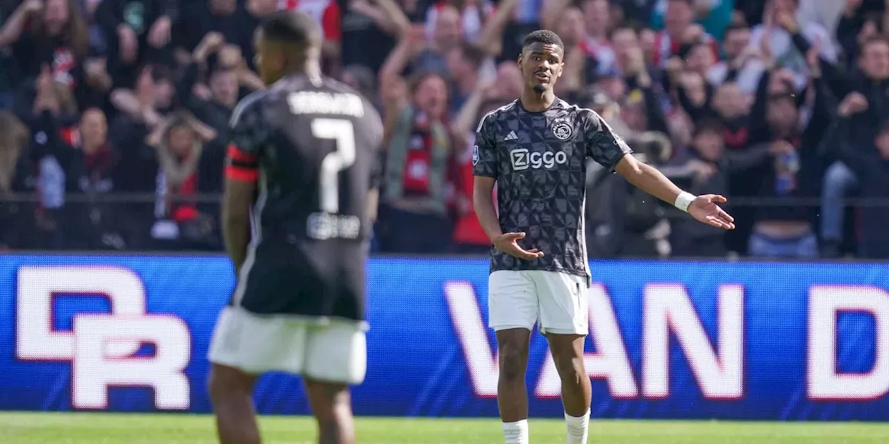 Vink snoeihard voor Ajax-talent: 'Sokjes naar beneden, tapeje om de hand...'