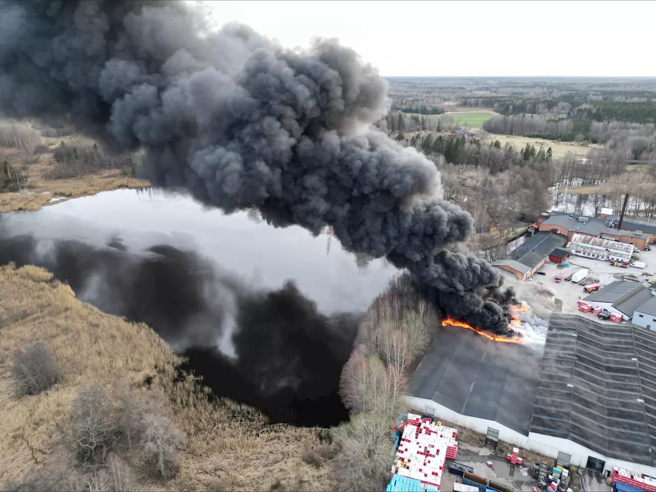 Brand i Katrineholm – VMA utfärdat