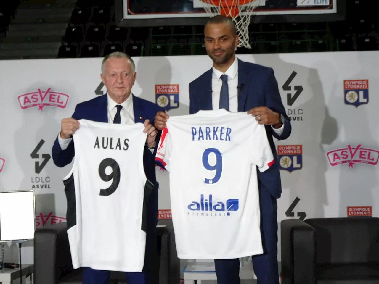 Jean-Michel Aulas en passe d’acheter la LDLC Arena