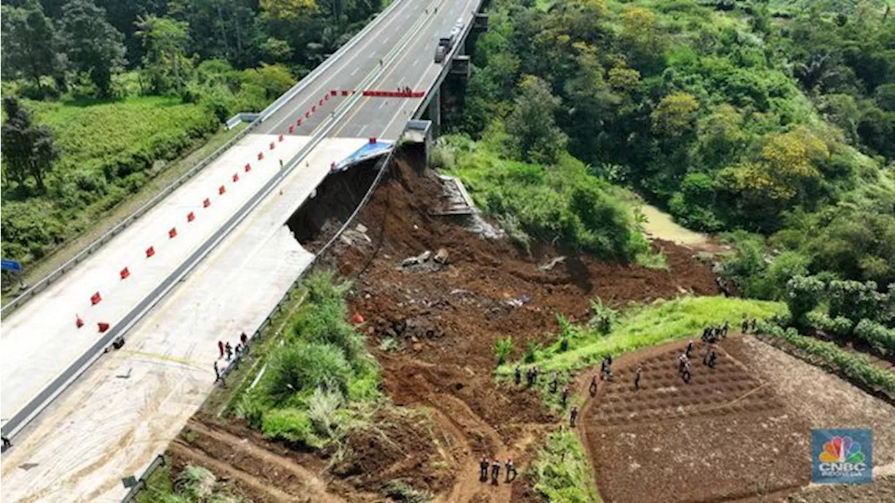 Terungkap, Ini Penyebab Jalan Tol Bocimi Amblas