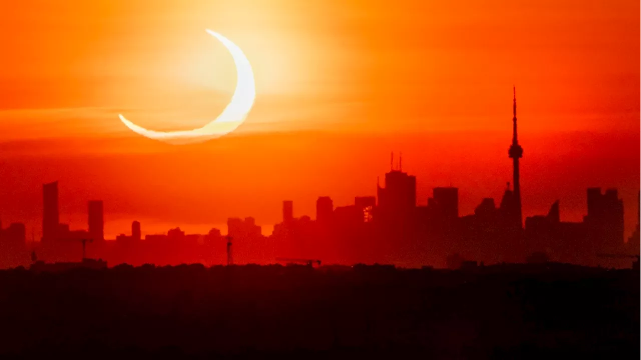 Total solar eclipse set to bring darkness and celestial awe to Canadian crowds