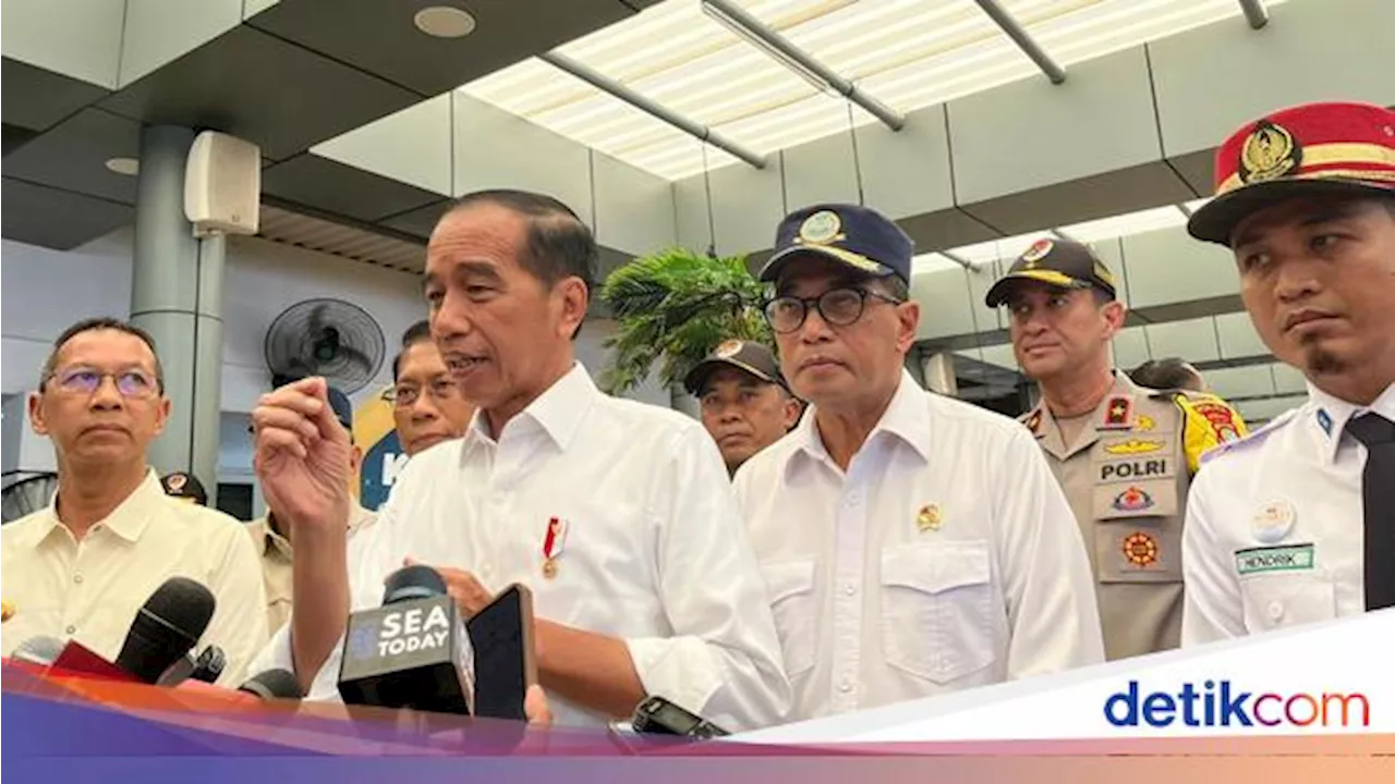 Jokowi Cek Arus Mudik: Nggak Ada Antrean Terlalu Panjang di Bandara-Stasiun