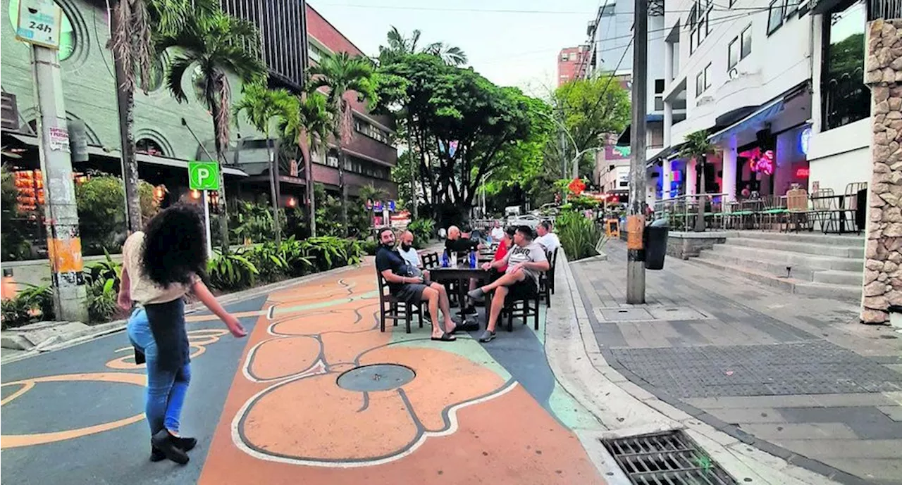 Turistas en busca de servicios asociados a la criminalidad en Medellín