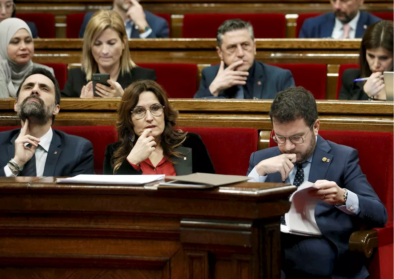 El Constitucional debate si suspende la nueva ley catalana por la independencia con dos informes contradictorios