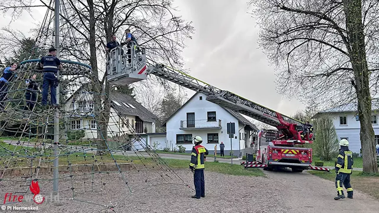 D: Drehleiter-Einsatz für die Polizei bei Randalierer auf Spielturm im Hermeskeil