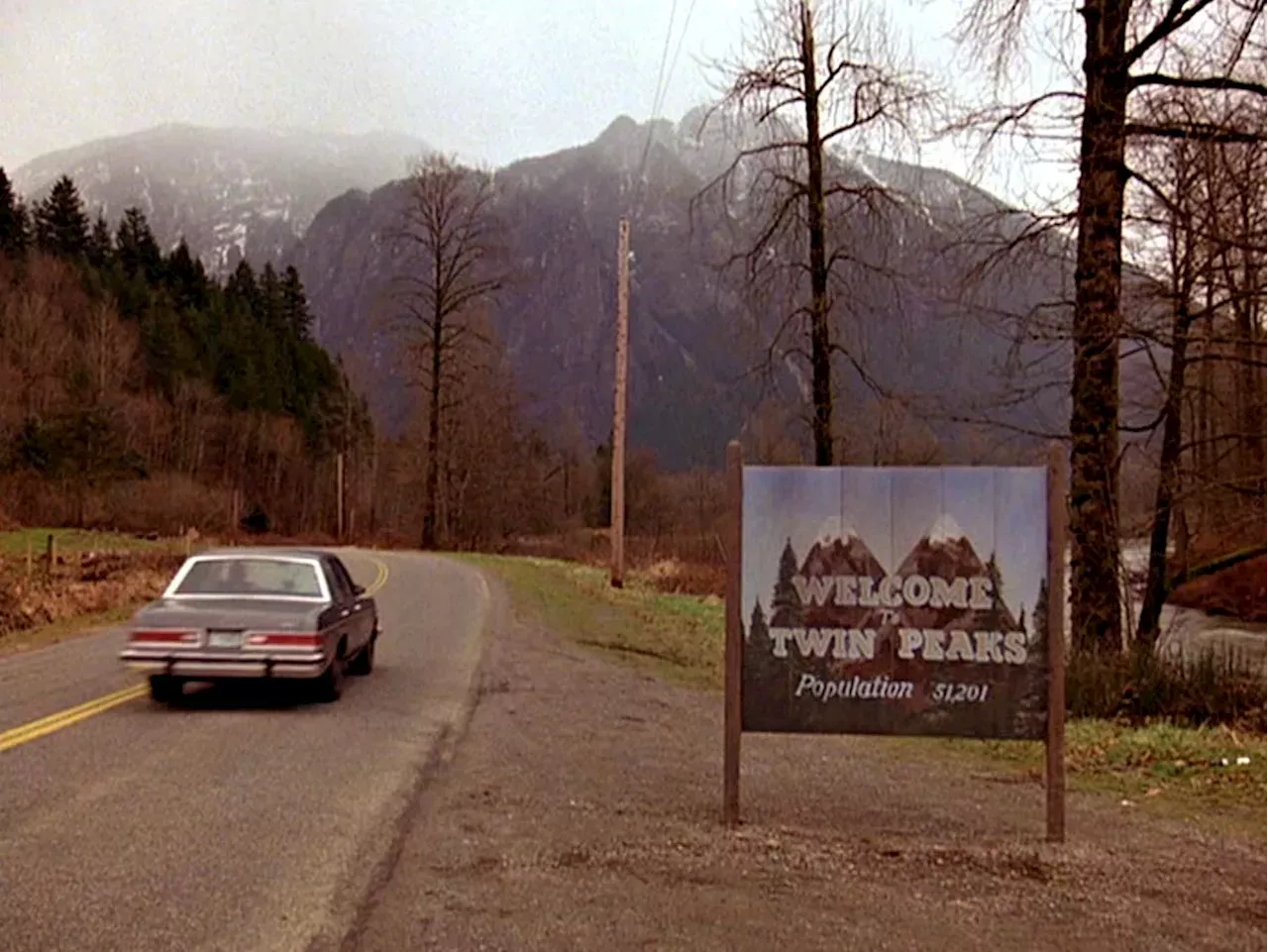 David Lynch: AI Deciphers Twin Peaks: A Deep Dive Into The Cult Classic ...