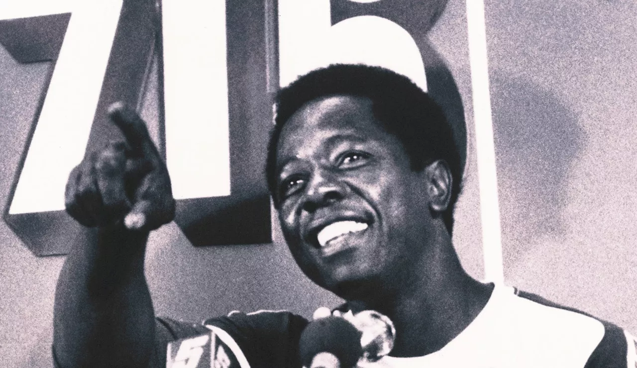 Baseball's Hall of Fame to Unveil Bronze Statue of Hank Aaron