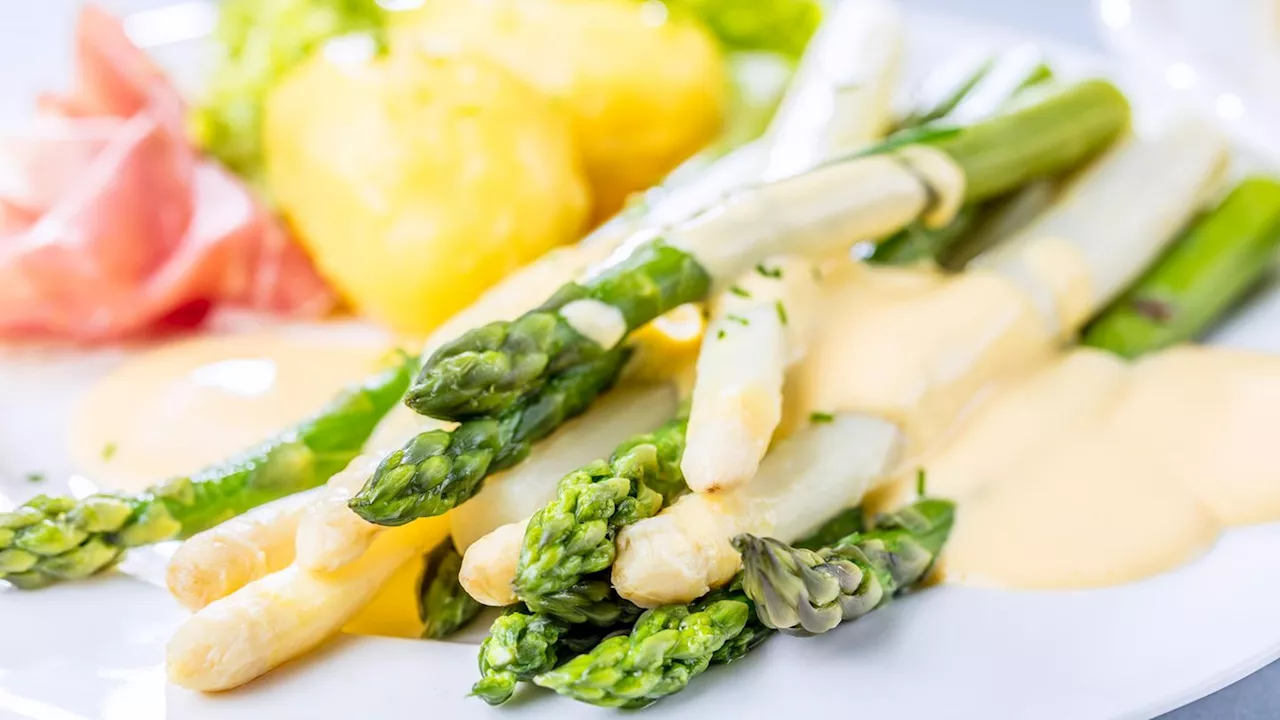 Perfekt zu Spargel: Vegane Avocado Hollandaise mit 5 Zutaten