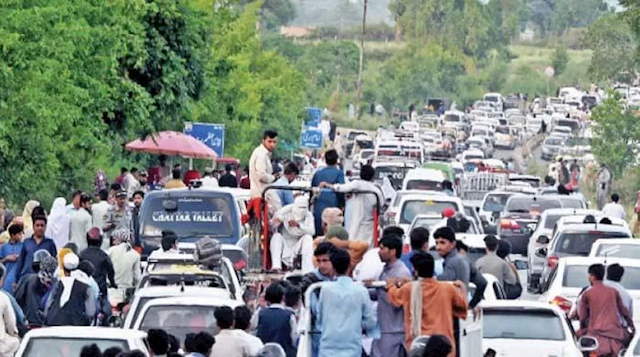 عید پر مری میں موٹرسائیکلز کی انٹری بند، نوپارکنگ اوربڑی گاڑیوں کے اوقات کار مقرر