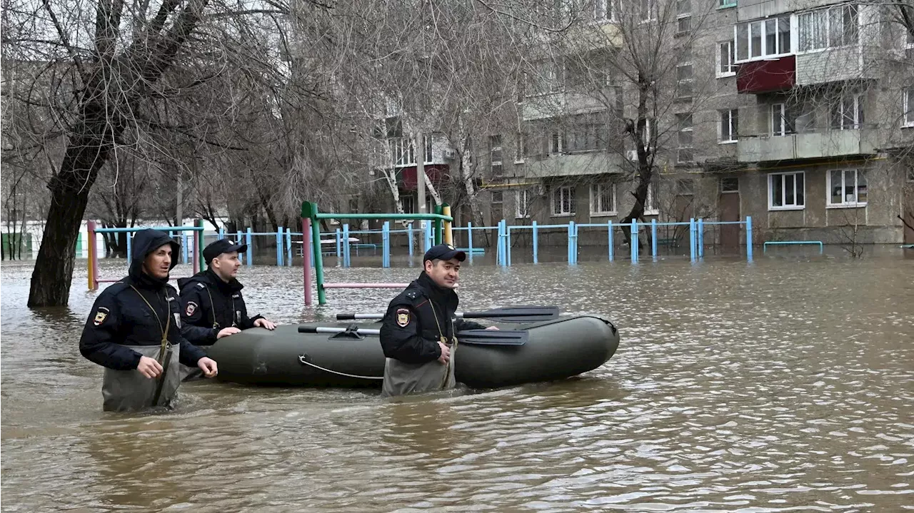 Locals protest as Russian regions face worst flooding for decades