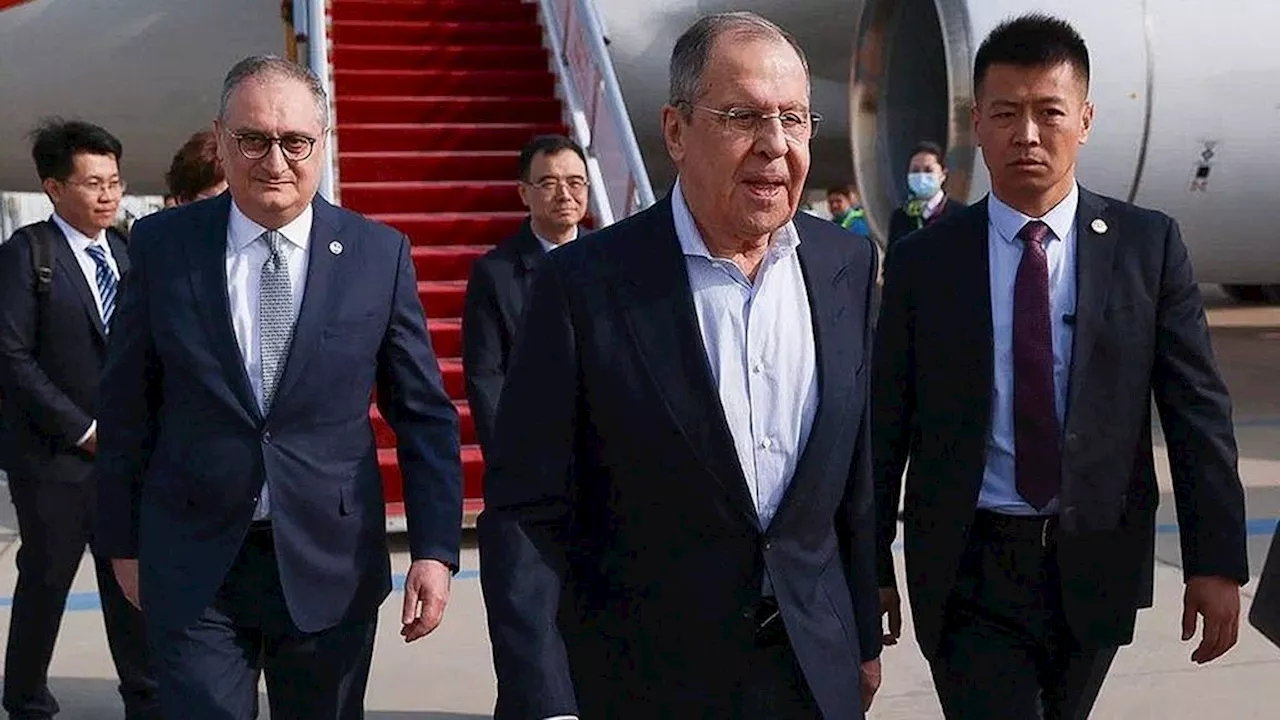 Menteri Luar Negeri Rusia Lavrov Berkunjung ke China Amid Perang Ukraina