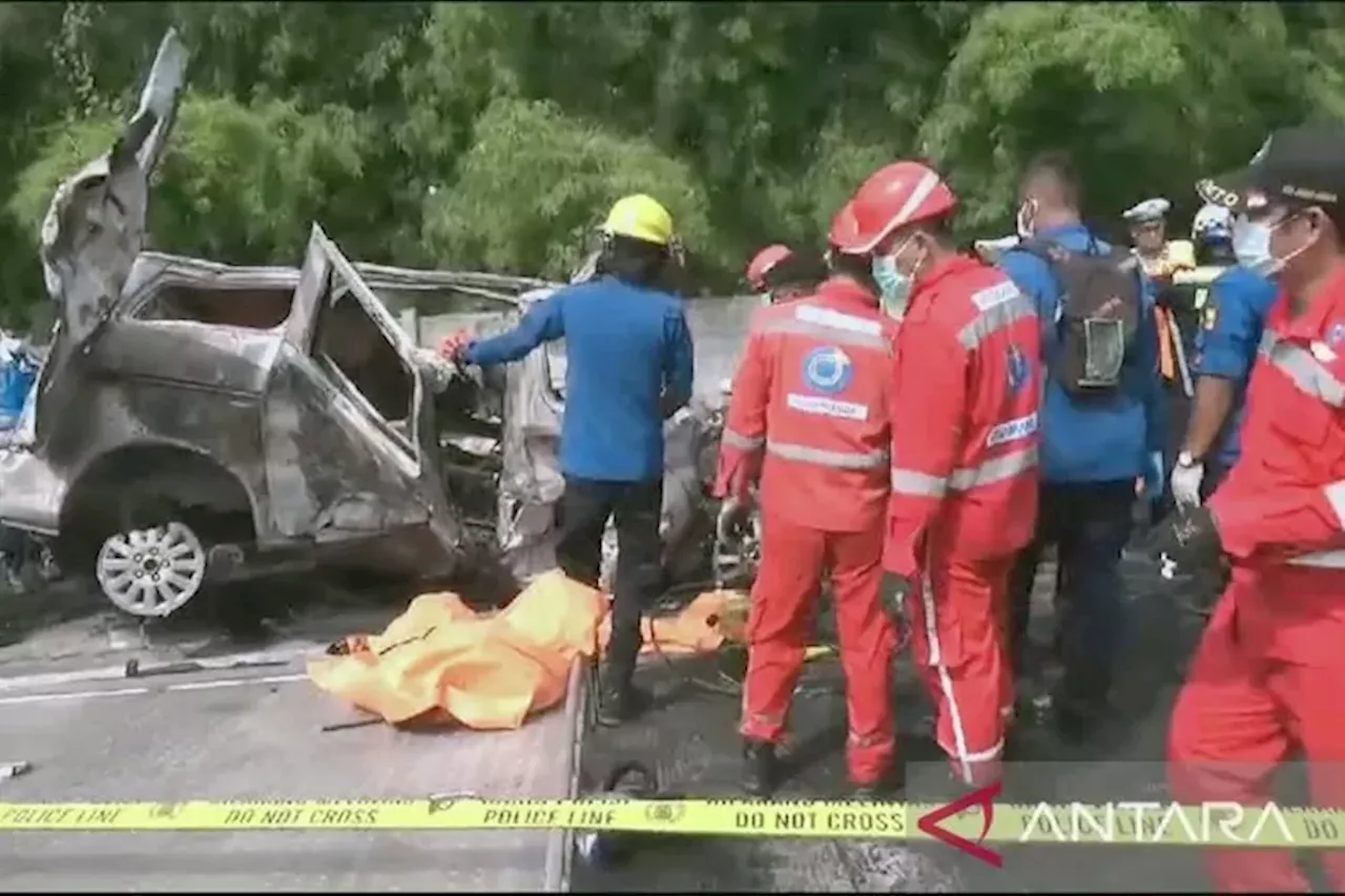 12 Tewas Akibat Kecelakaan di Lajur Contraflow Tol Japek, 1 Luka Berat dan 1 Luka Ringan