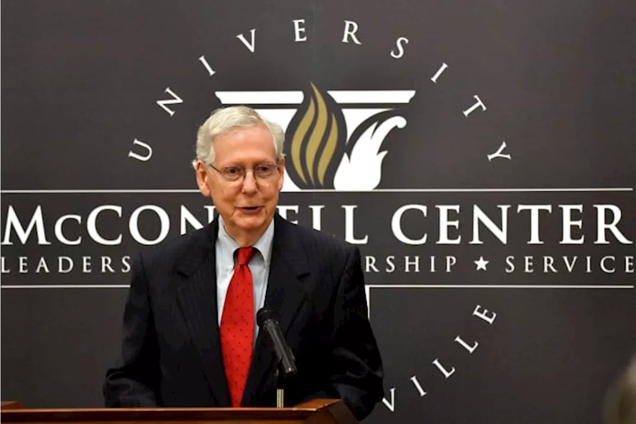 Mitch McConnell Reveals Plans to Step Down as Senate Leader